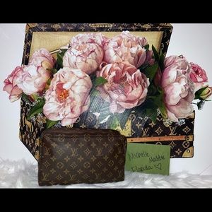 ❌SOLD❌ Louis Vuitton Trousse Toilette 28